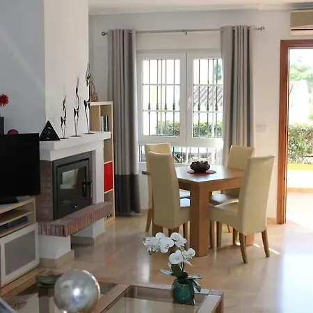 Fabulous 3 Bedroom Townhouse Located Within Martin