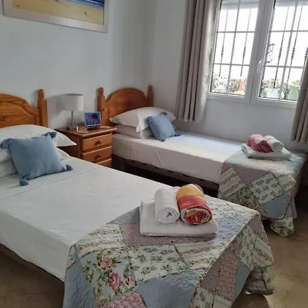Fabulous 3 Bedroom Townhouse Located Within Martin Holiday home *